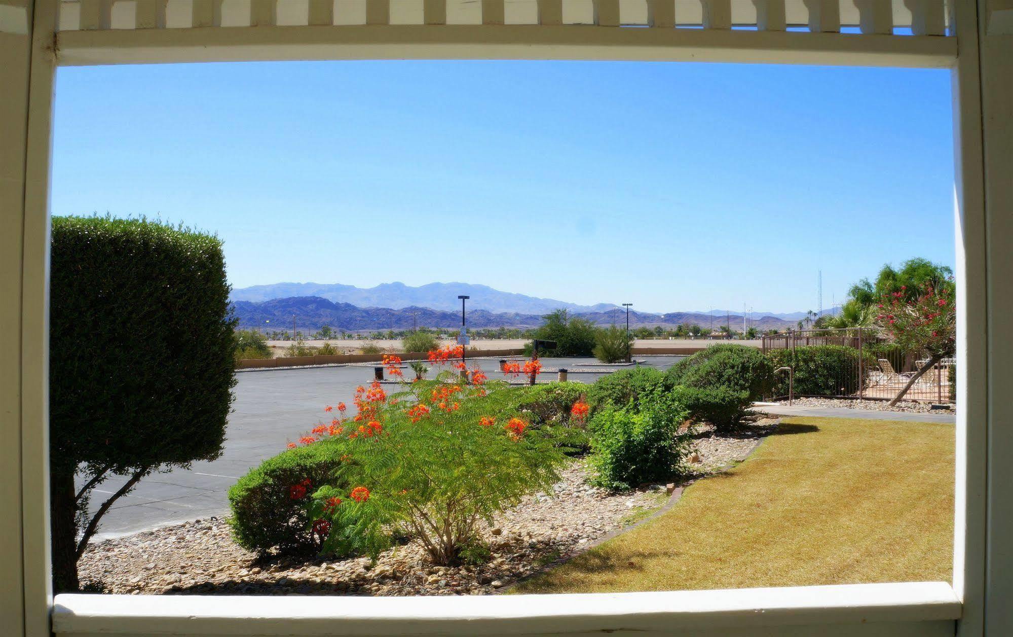 Studio 6 Suites Lake Havasu City Az Exterior foto